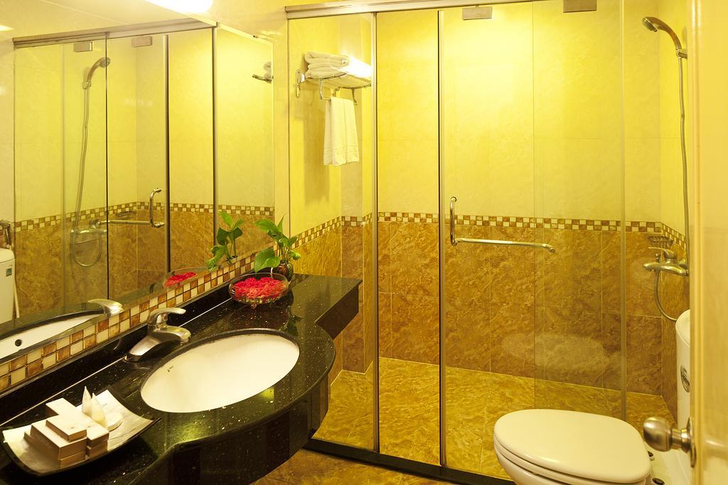 Huyen Chau Hotel 하노이 외부 사진