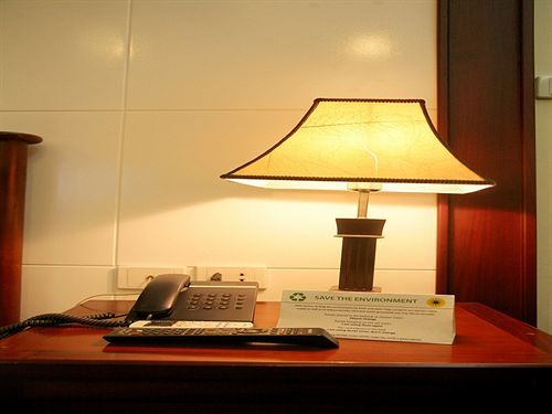 Huyen Chau Hotel 하노이 외부 사진